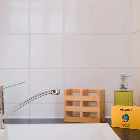 Apartment Bright, Relaxing City-centre Ail *