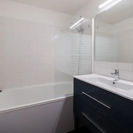 Apartment Bright, Relaxing City-centre Ail